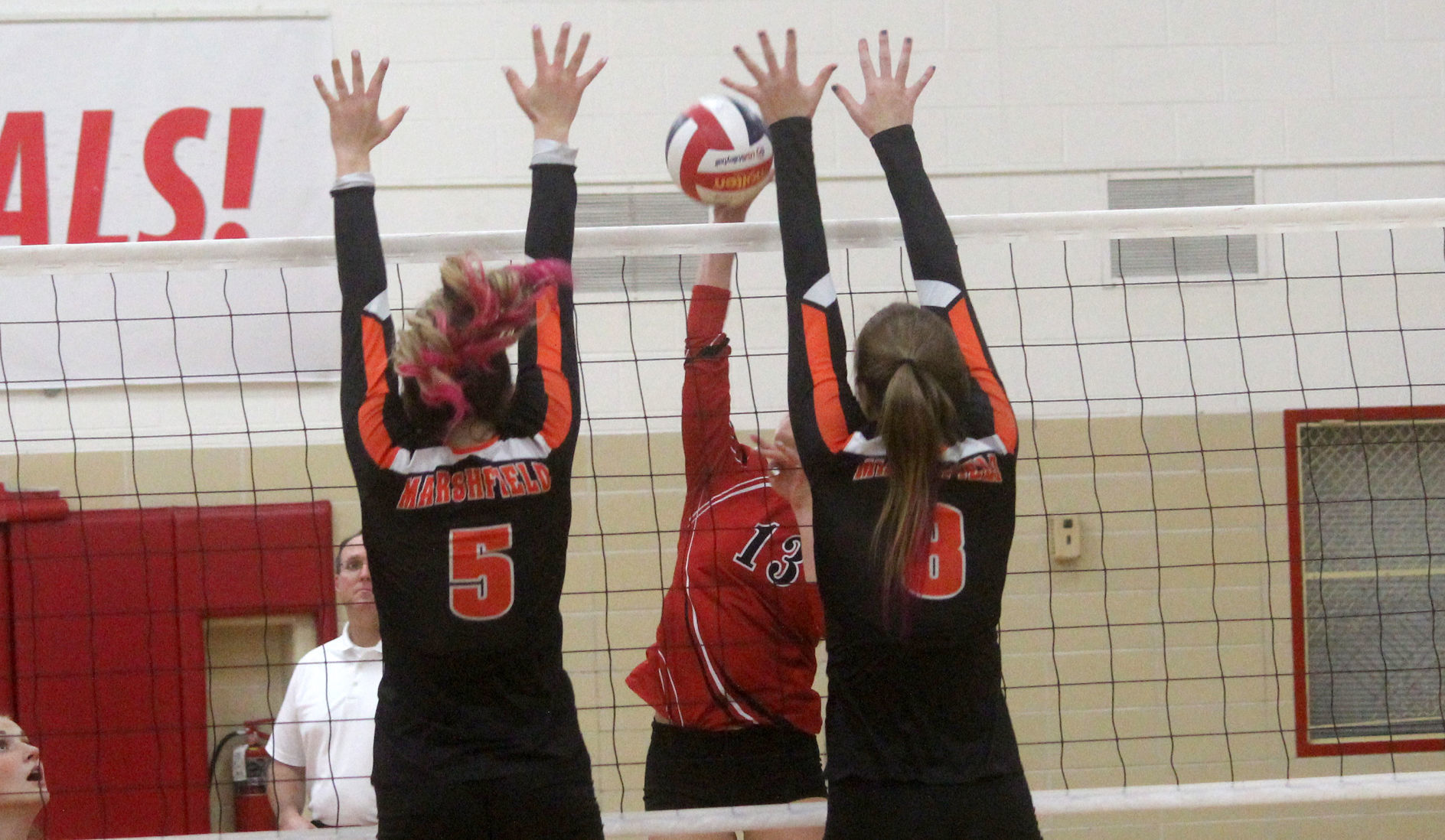 Marshfield at Chi-Hi volleyball 10-18-18